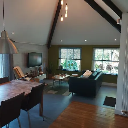 Canal View אלקמאר