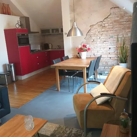 Canal View * אלקמאר