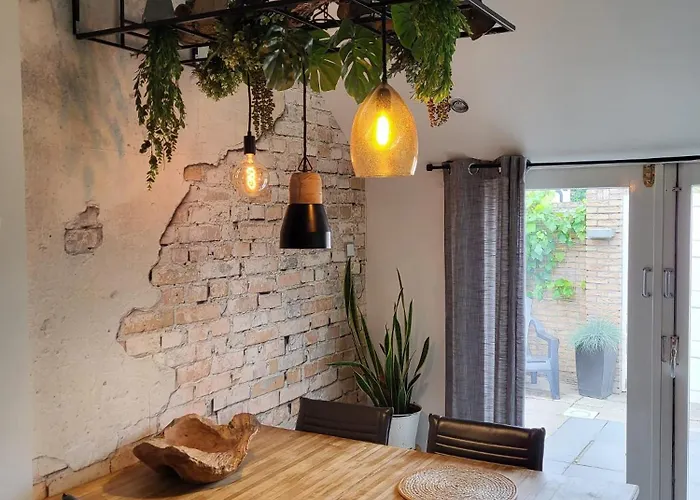 Canal View Vakantiehuis Alkmaar